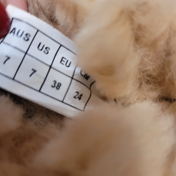 Ever UGG Triple Buckle Belt Hidden Heel Boots, size 38, US 7 - Picture 7 of 7